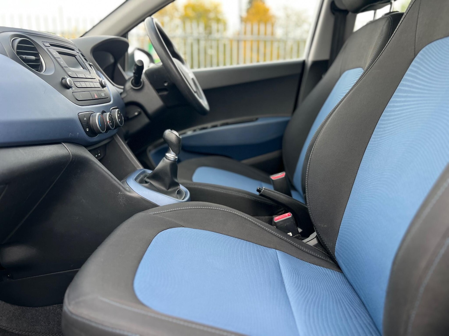 Used Hyundai i10 2016 for sale - 76326888: Photo 26