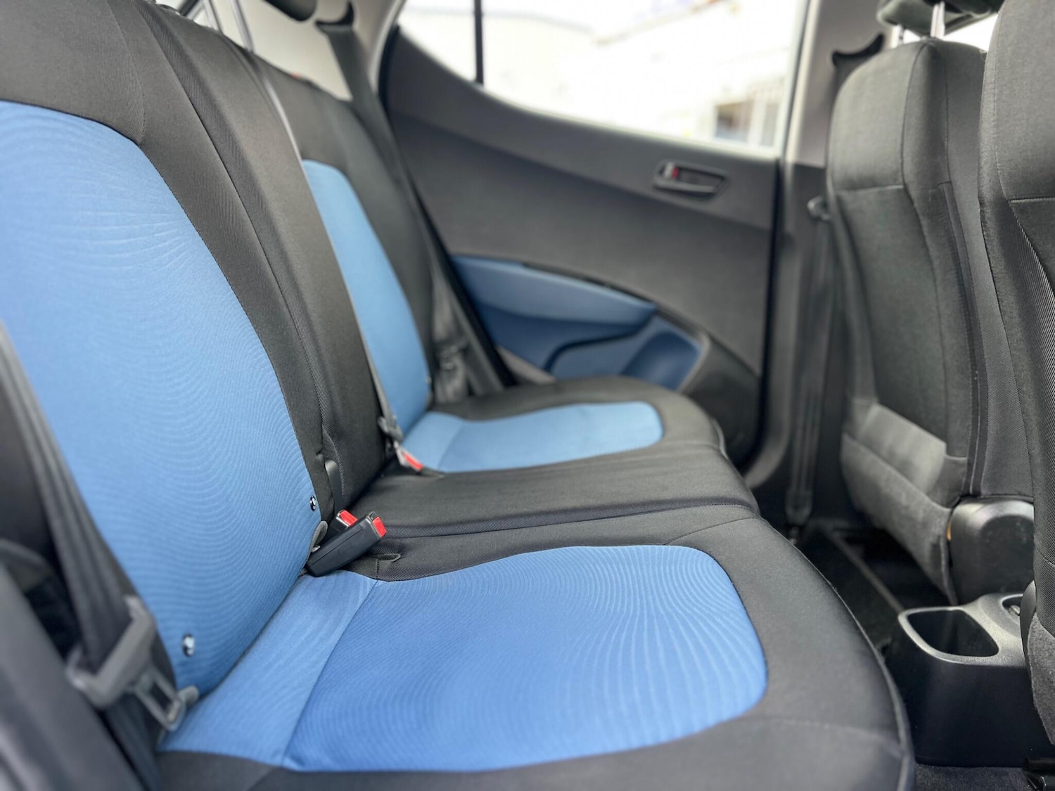 Used Hyundai i10 2016 for sale - 76326888: Photo 28