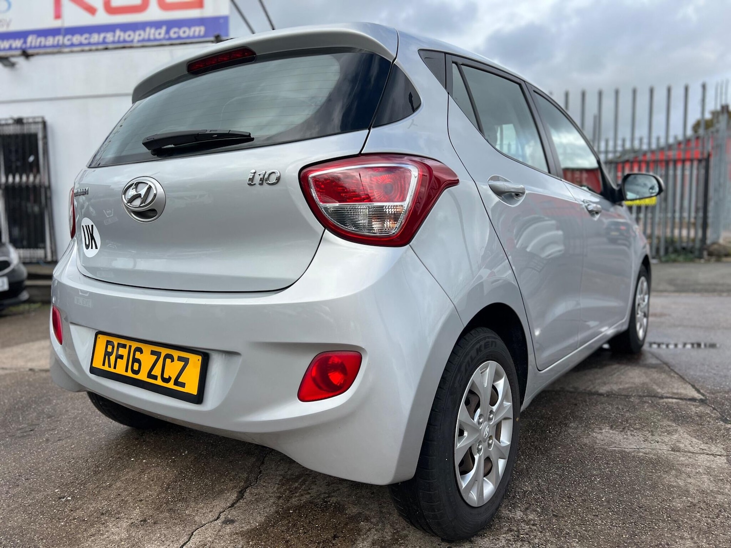 Used Hyundai i10 2016 for sale - 76326888: Photo 5