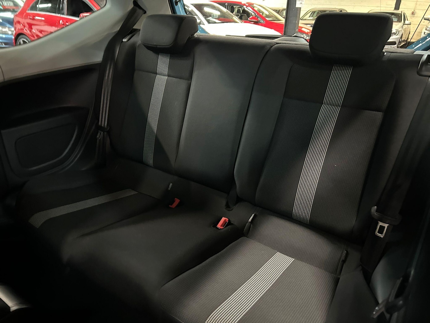 Used Volkswagen up! 2017 for sale - 77156220: Photo 14