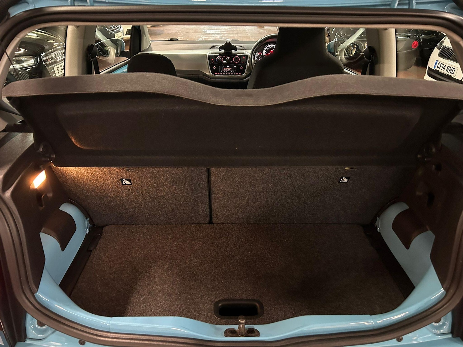 Used Volkswagen up! 2017 for sale - 77156220: Photo 16