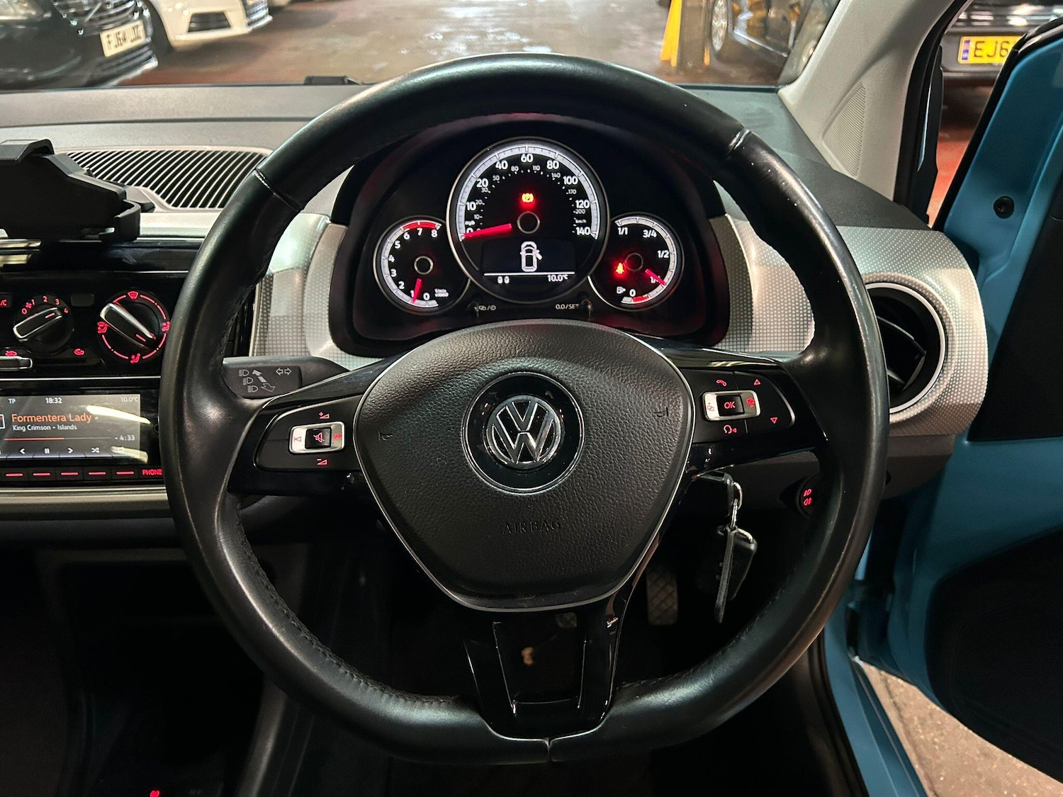 Used Volkswagen up! 2017 for sale - 77156220: Photo 17