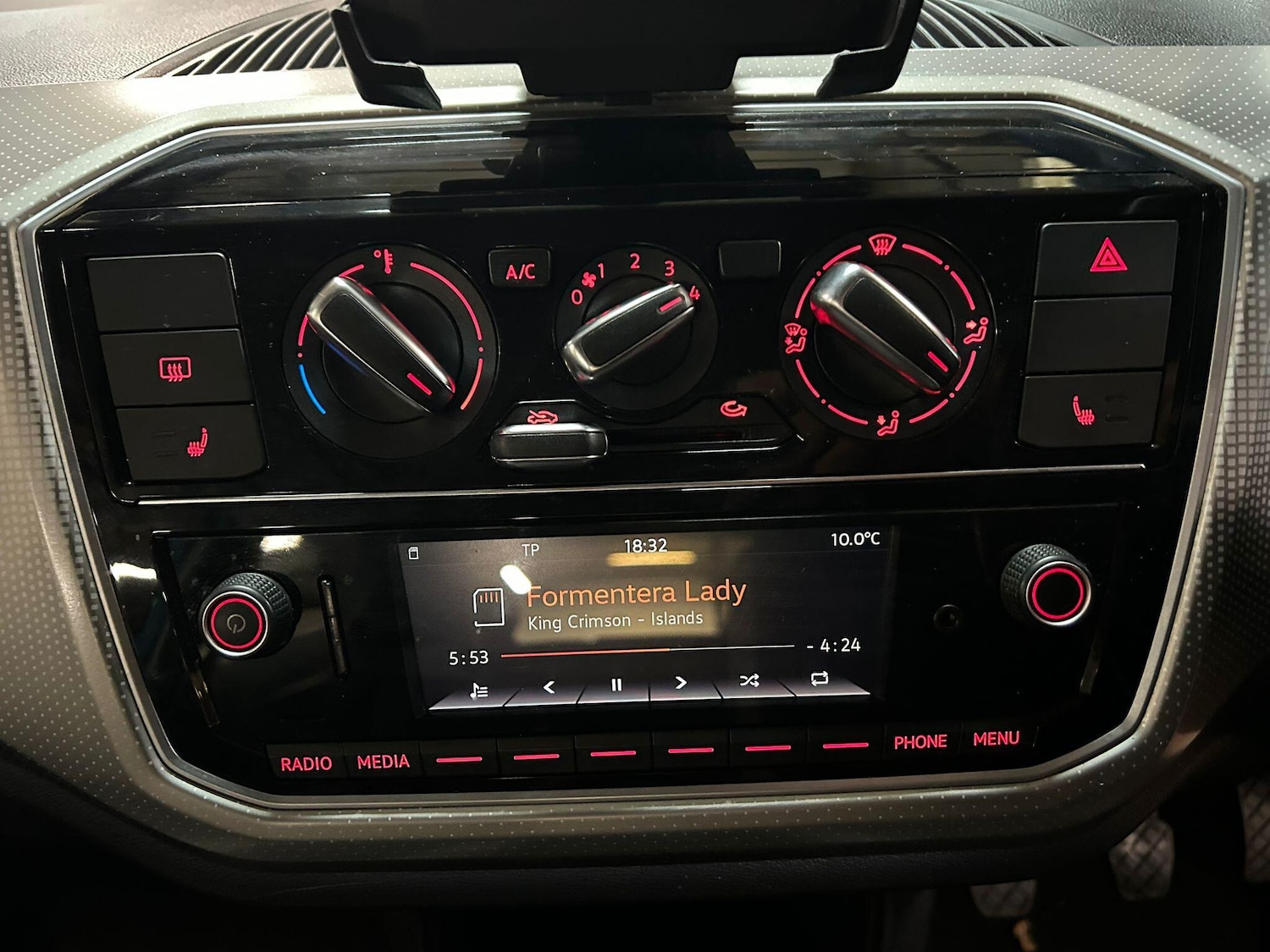 Used Volkswagen up! 2017 for sale - 77156220: Photo 20