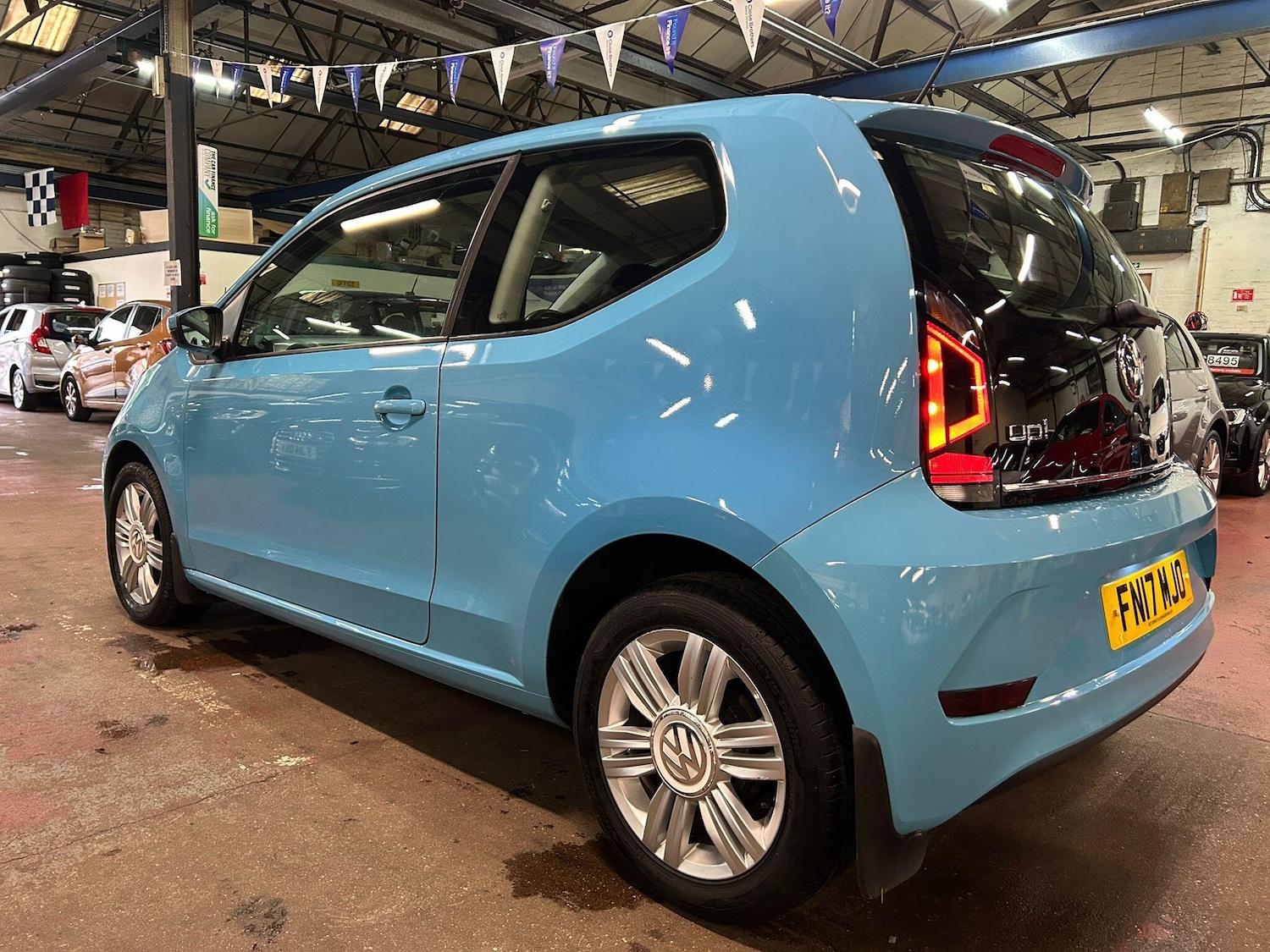 Used Volkswagen up! 2017 for sale - 77156220: Photo 4