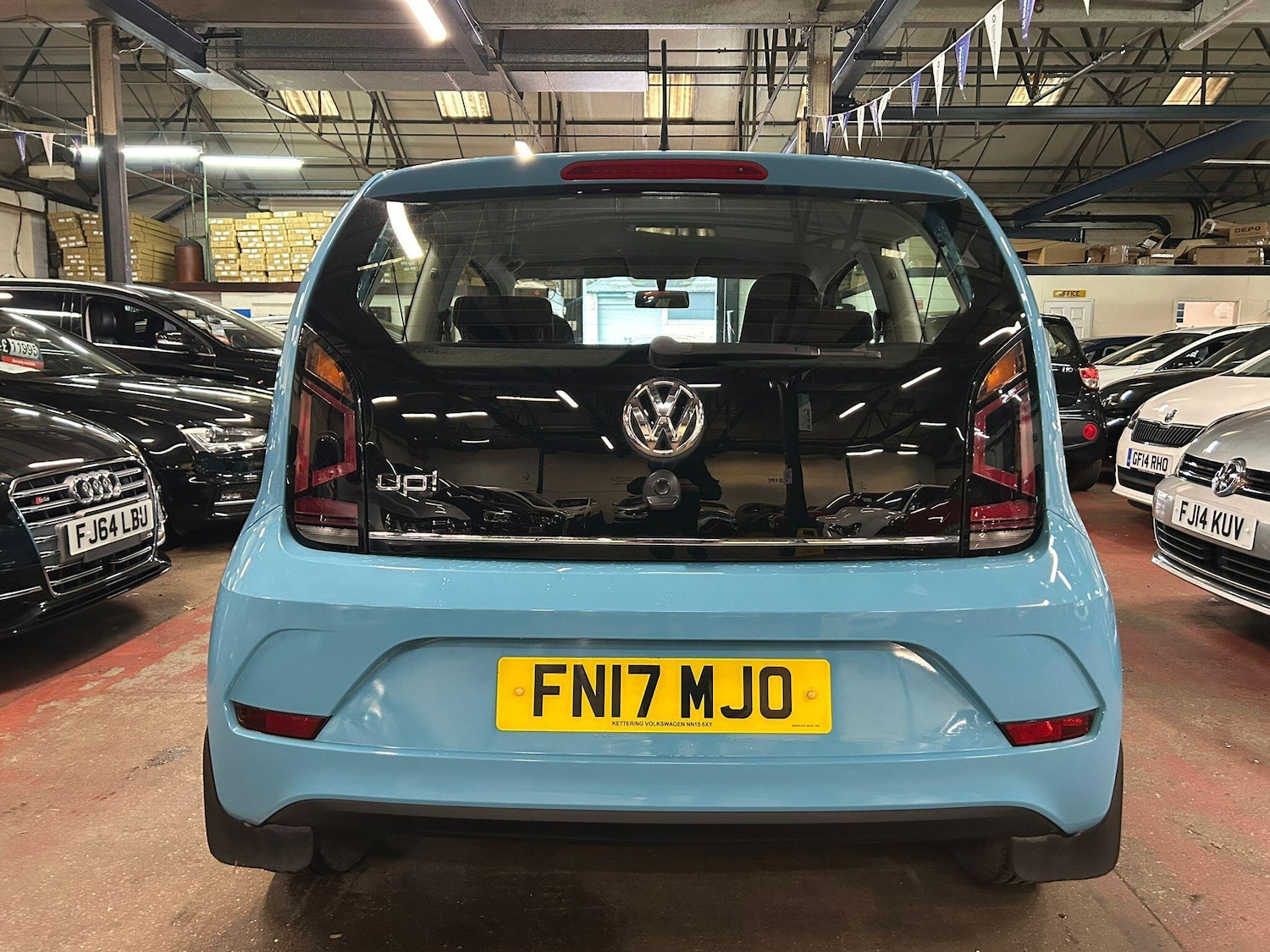 Used Volkswagen up! 2017 for sale - 77156220: Photo 5