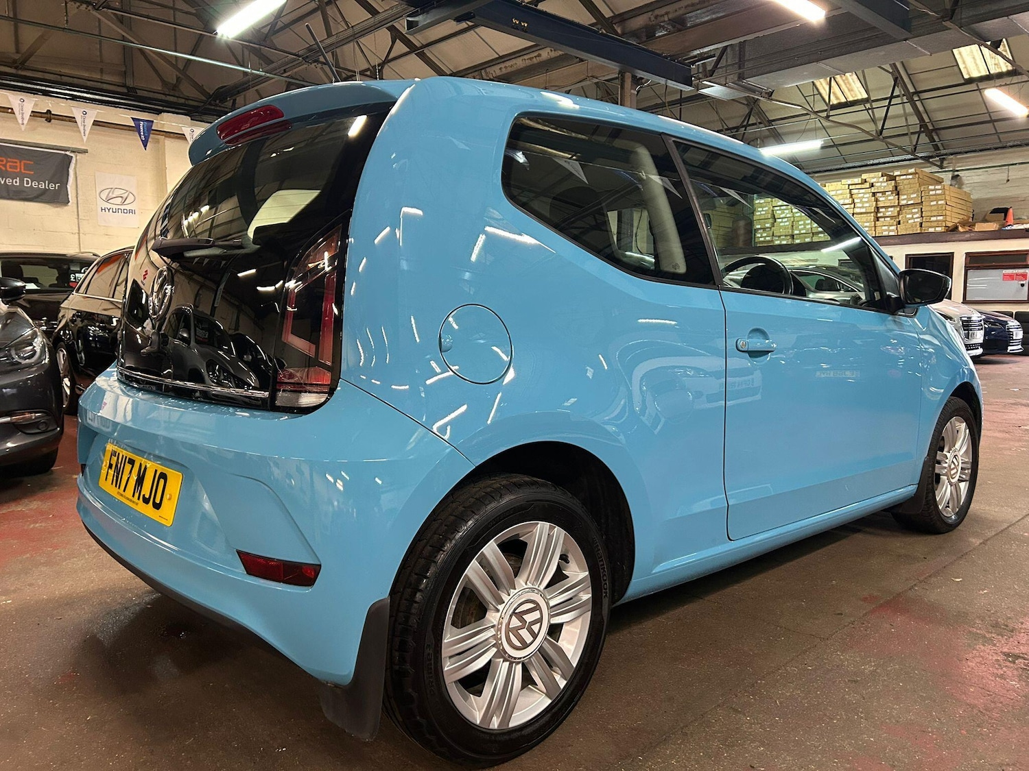 Used Volkswagen up! 2017 for sale - 77156220: Photo 6