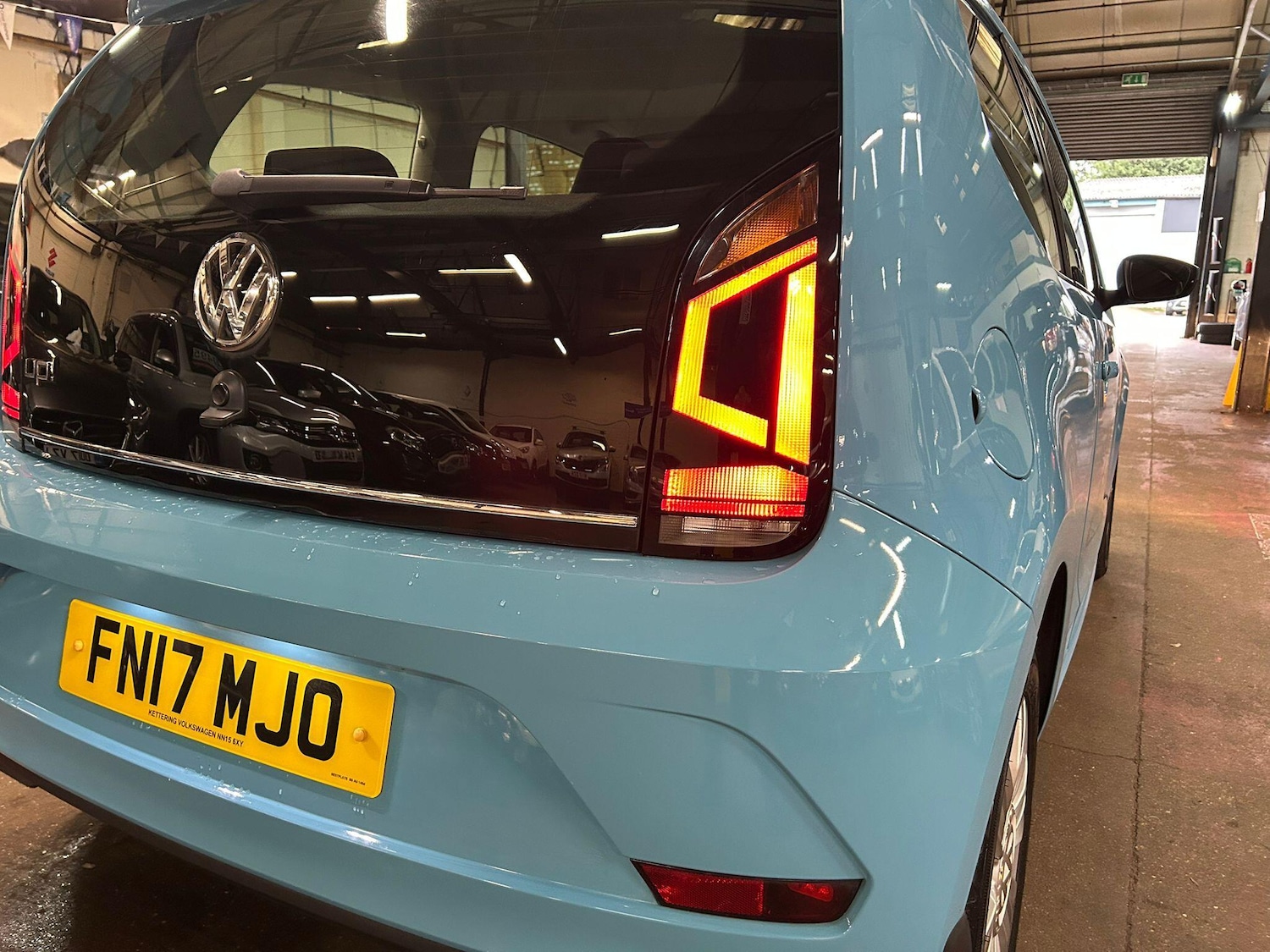 Used Volkswagen up! 2017 for sale - 77156220: Photo 8