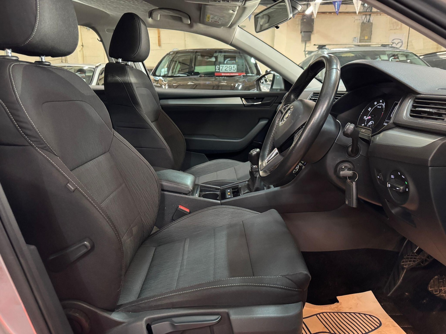 Used Skoda Superb for sale - 77081670: Photo 11