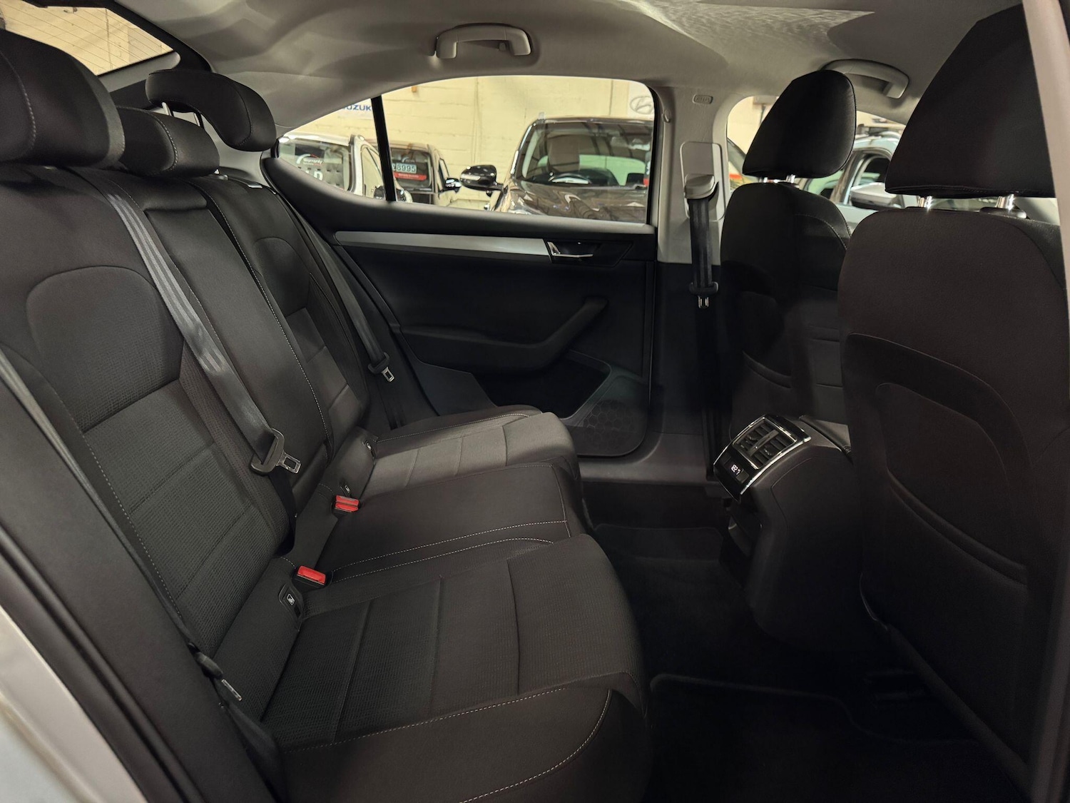 Used Skoda Superb for sale - 77081670: Photo 17