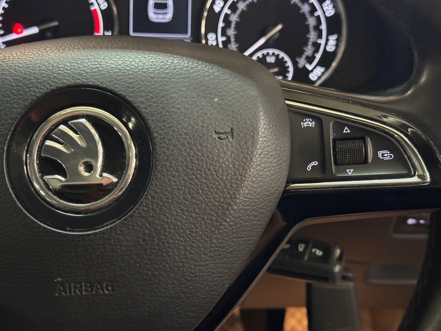 Used Skoda Superb for sale - 77081670: Photo 29