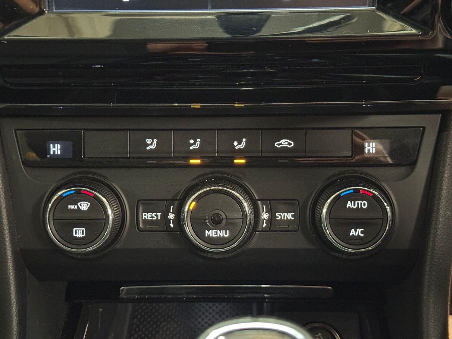 Used Skoda Superb for sale - 77081670: Photo 36