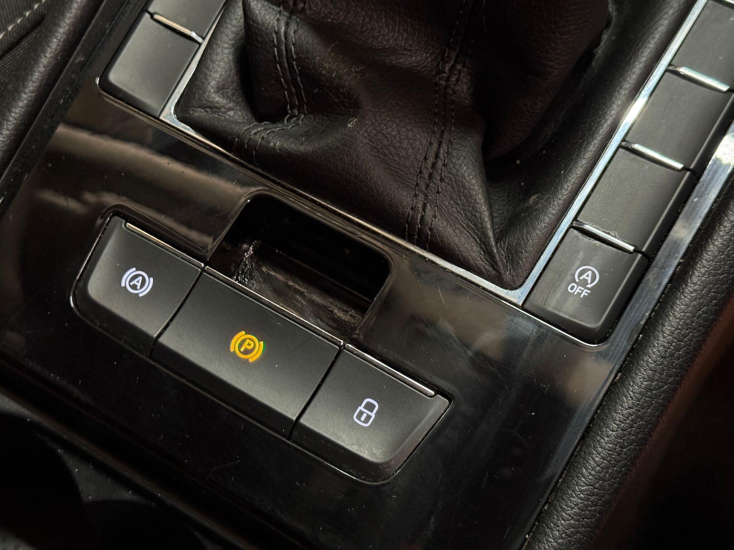 Used Skoda Superb for sale - 77081670: Photo 39