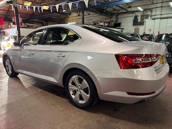 Used Skoda Superb 2016 for sale - 77081670: Photo