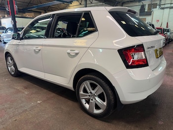 Used Skoda Fabia 2015 for sale - 79543946: Photo