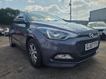 Used Hyundai i20 2017 for sale - 79224732: Photo