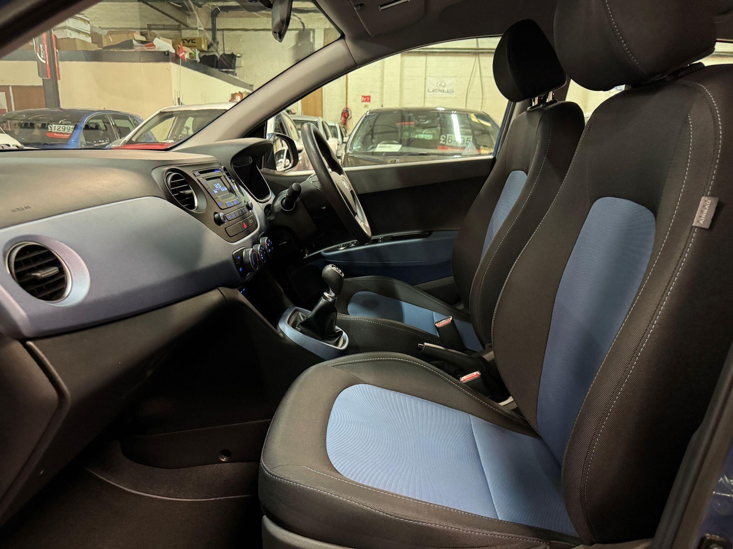 Used Hyundai i10 2015 for sale - 78072466: Photo 12