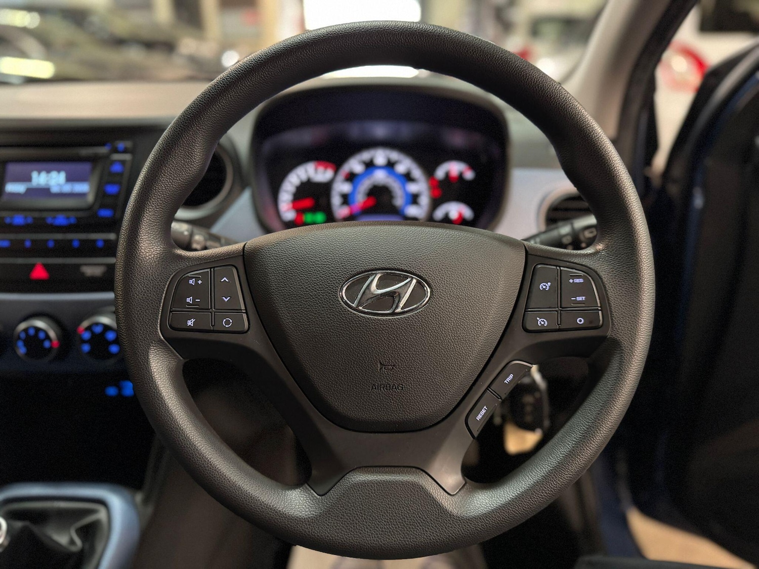 Used Hyundai i10 2015 for sale - 78072466: Photo 24