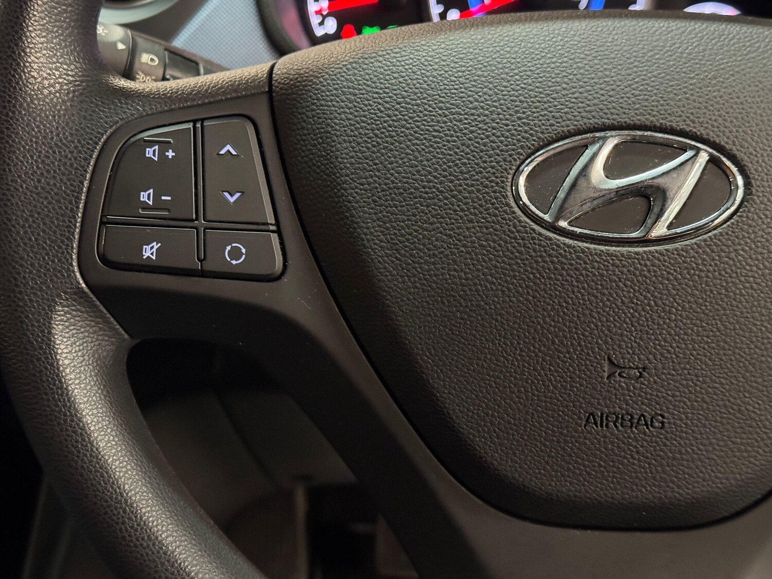 Used Hyundai i10 2015 for sale - 78072466: Photo 25