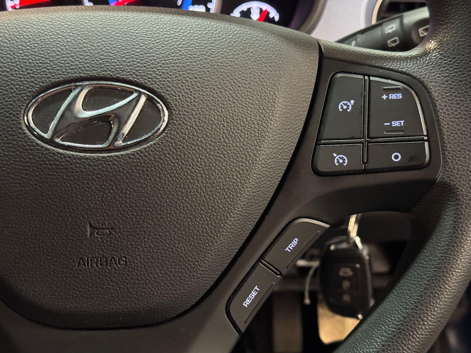 Used Hyundai i10 2015 for sale - 78072466: Photo 26