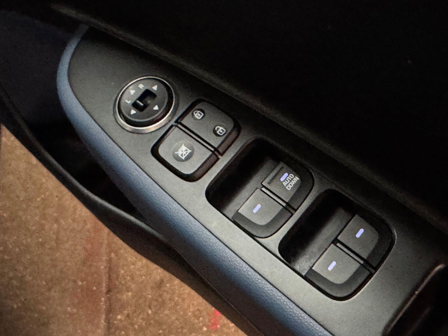 Used Hyundai i10 2015 for sale - 78072466: Photo 30