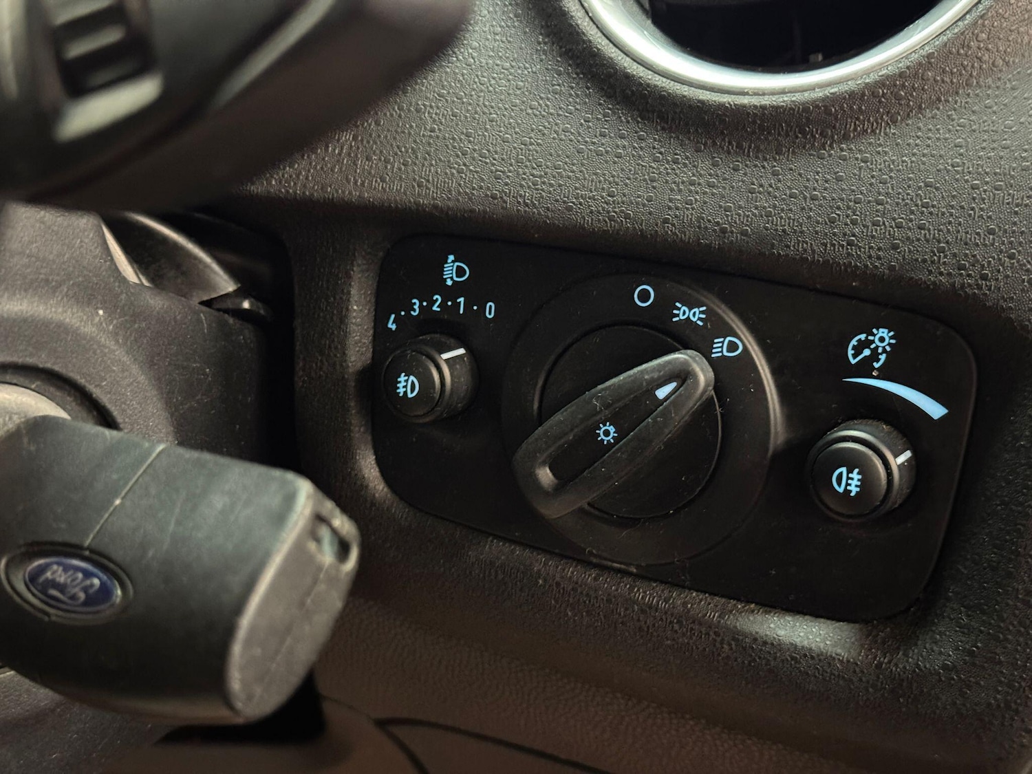 Used Ford Fiesta 2016 for sale - 77230170: Photo 26