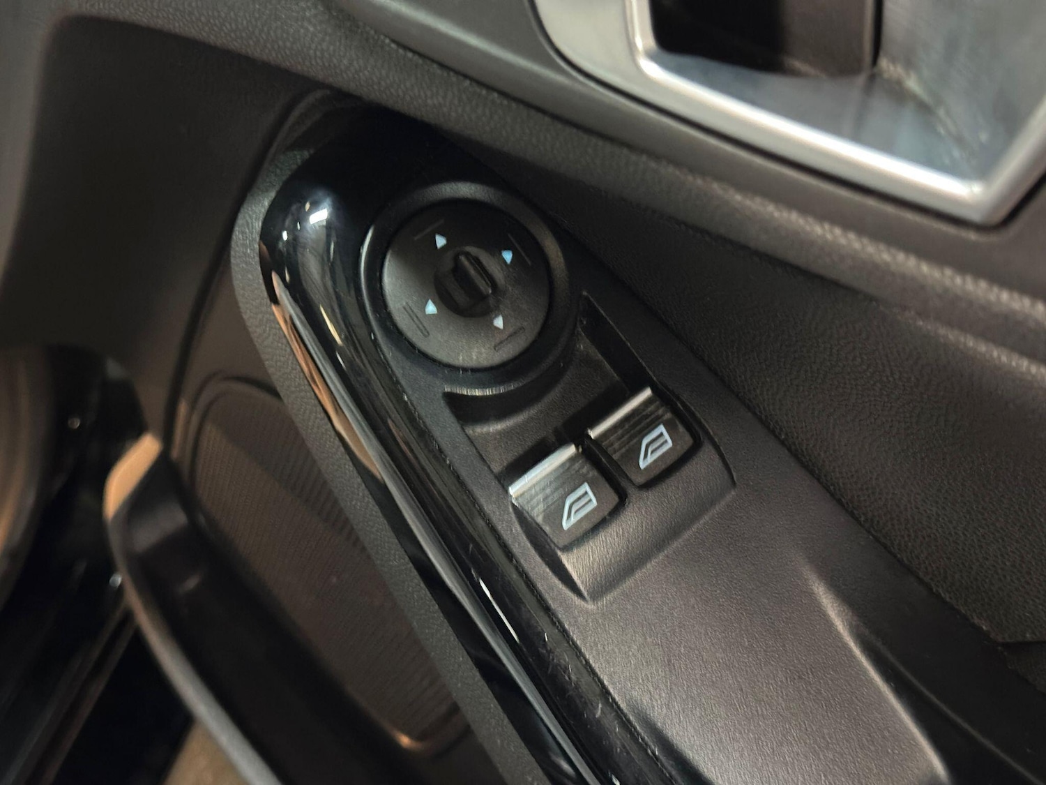 Used Ford Fiesta 2016 for sale - 77230170: Photo 27