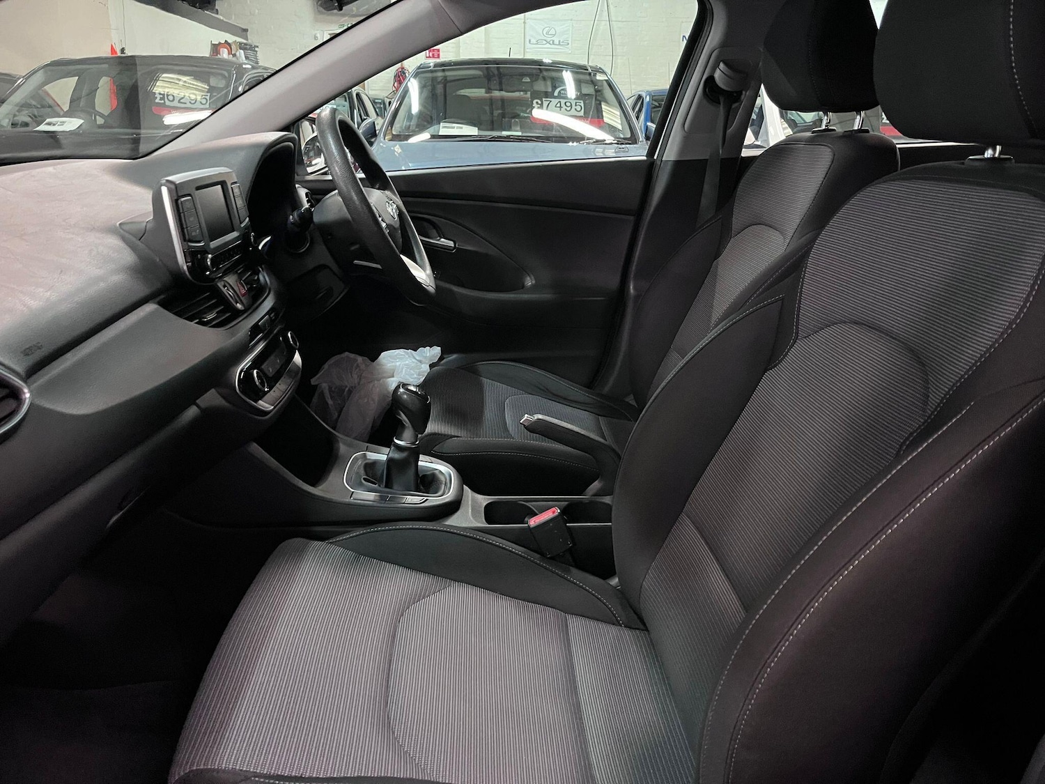 Used Hyundai i30 2018 for sale - 77455523: Photo 14