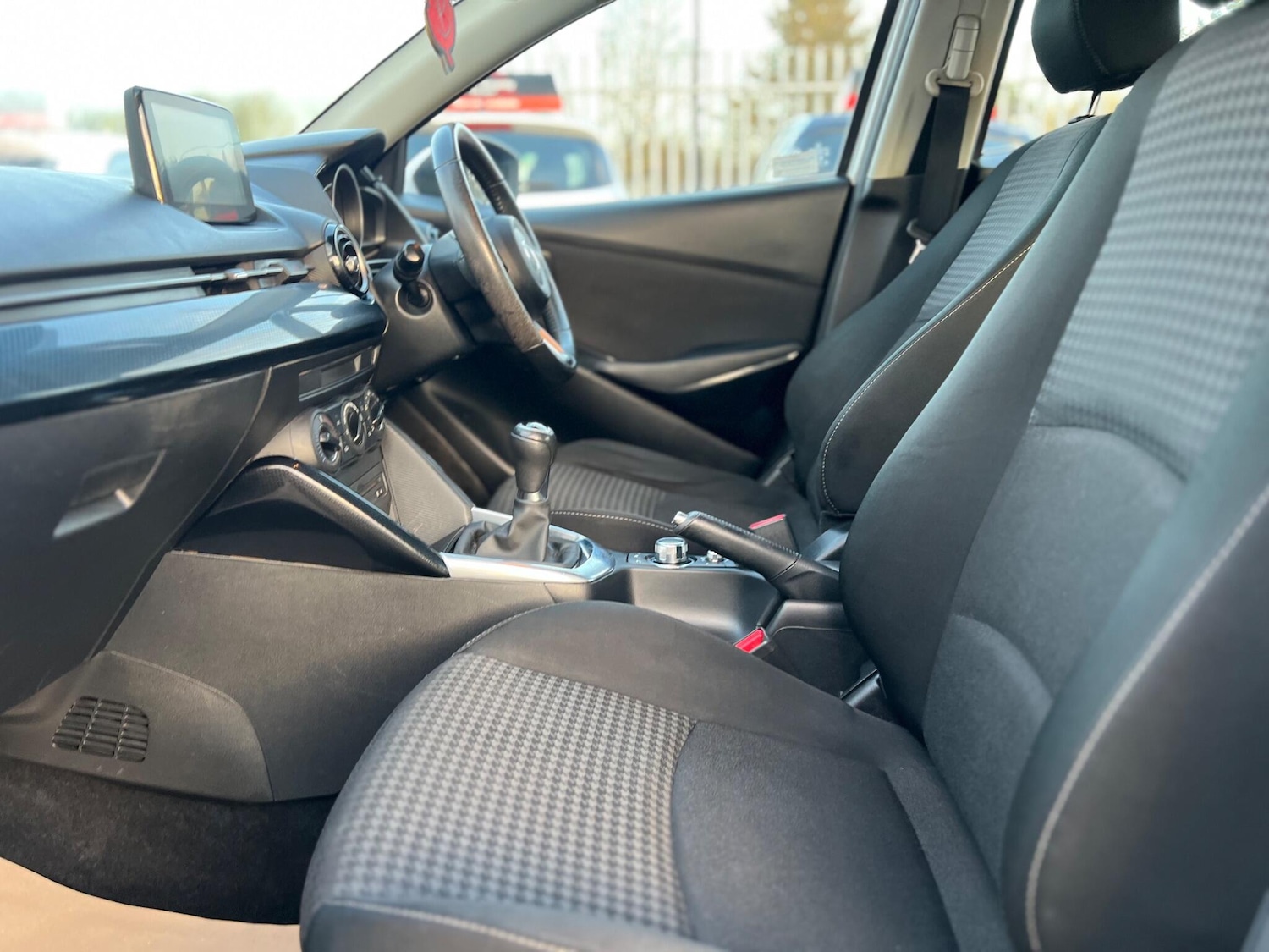 Used Mazda Mazda2 2017 for sale - 76991998: Photo 28