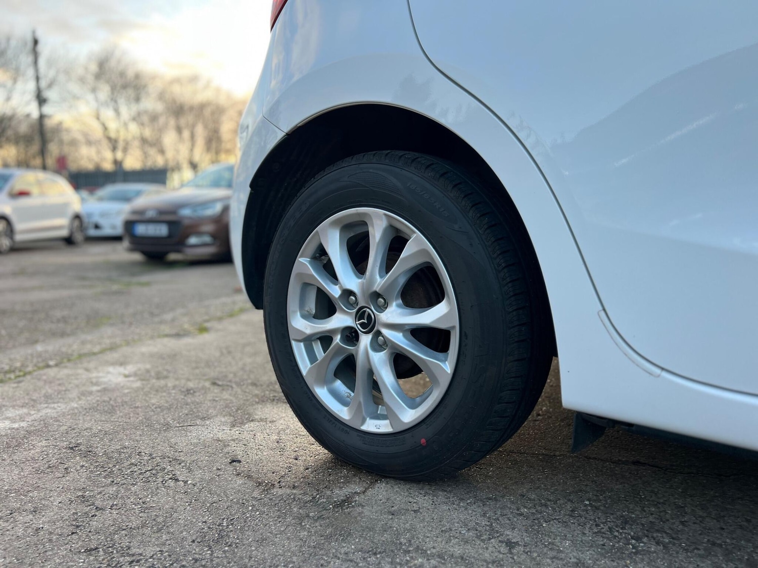 Used Mazda Mazda2 2017 for sale - 76991998: Photo 4