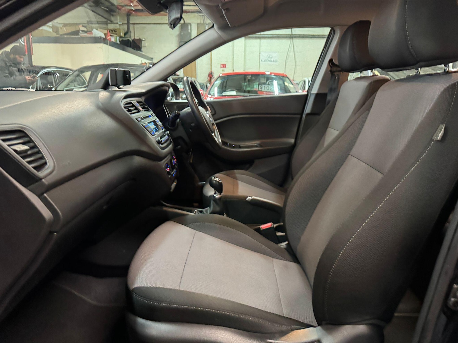 Used Hyundai i20 2017 for sale - 77387409: Photo 13