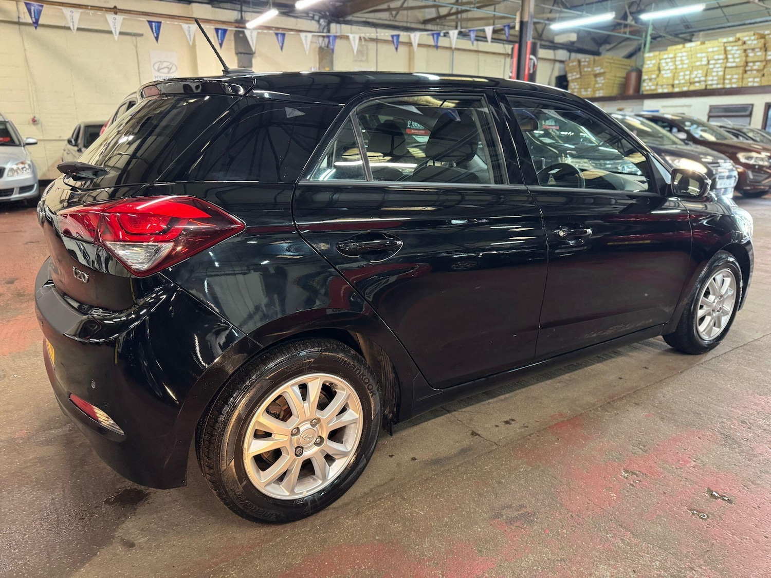 Used Hyundai i20 2017 for sale - 77387409: Photo 6