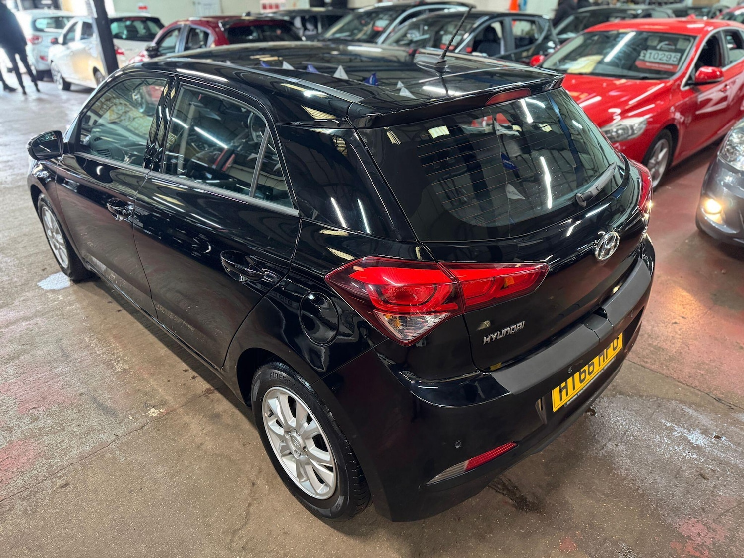 Used Hyundai i20 2017 for sale - 77387409: Photo 8