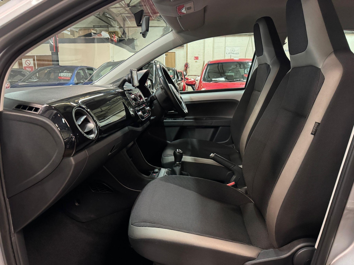 Used Volkswagen up! for sale - 77682840: Photo 14