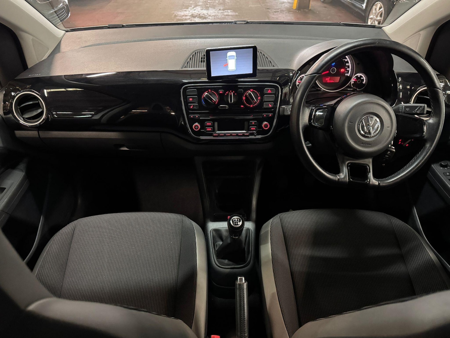 Used Volkswagen up! for sale - 77682840: Photo 24