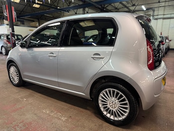 Used Volkswagen up! 2015 for sale - 77682840: Photo