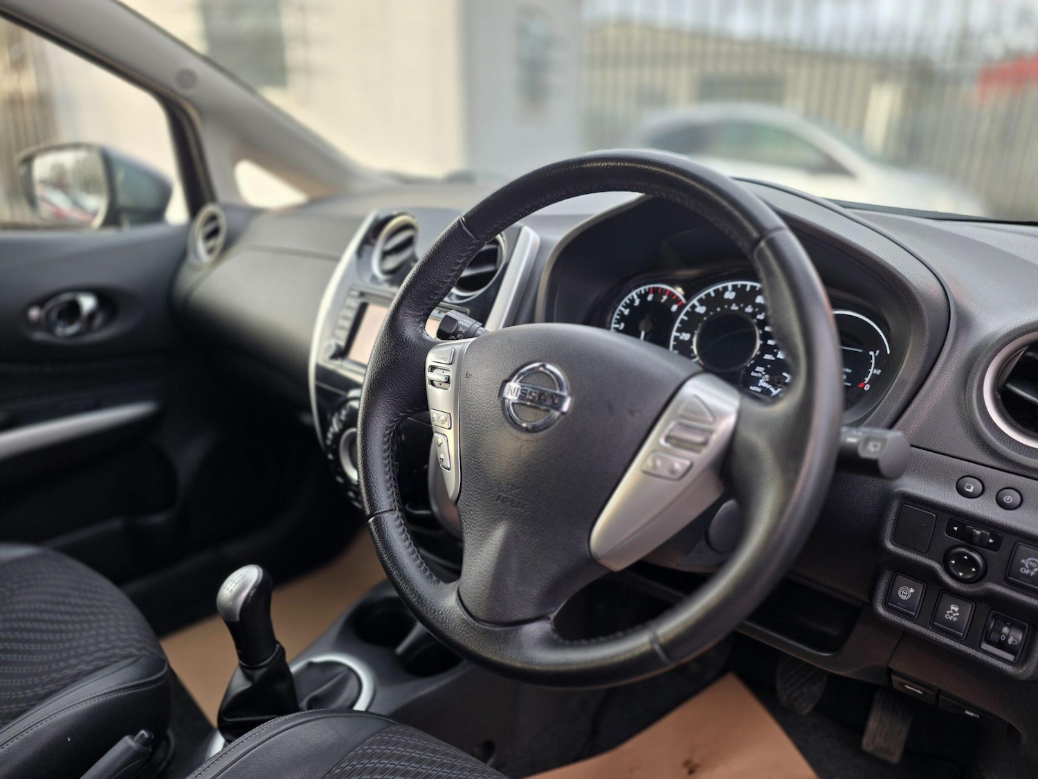 Used Nissan Note 2014 for sale - 77799309: Photo 10