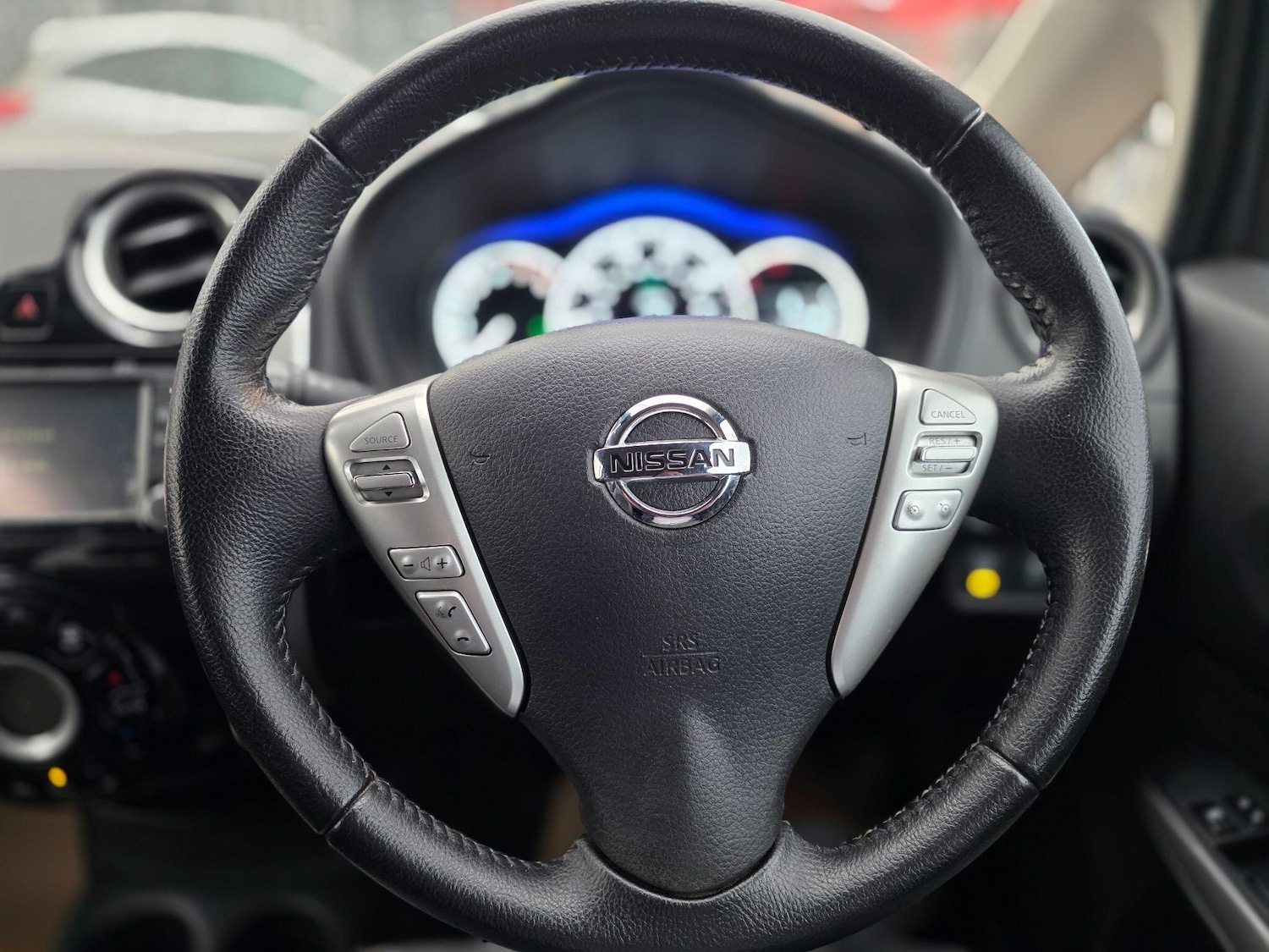 Used Nissan Note 2014 for sale - 77799309: Photo 13