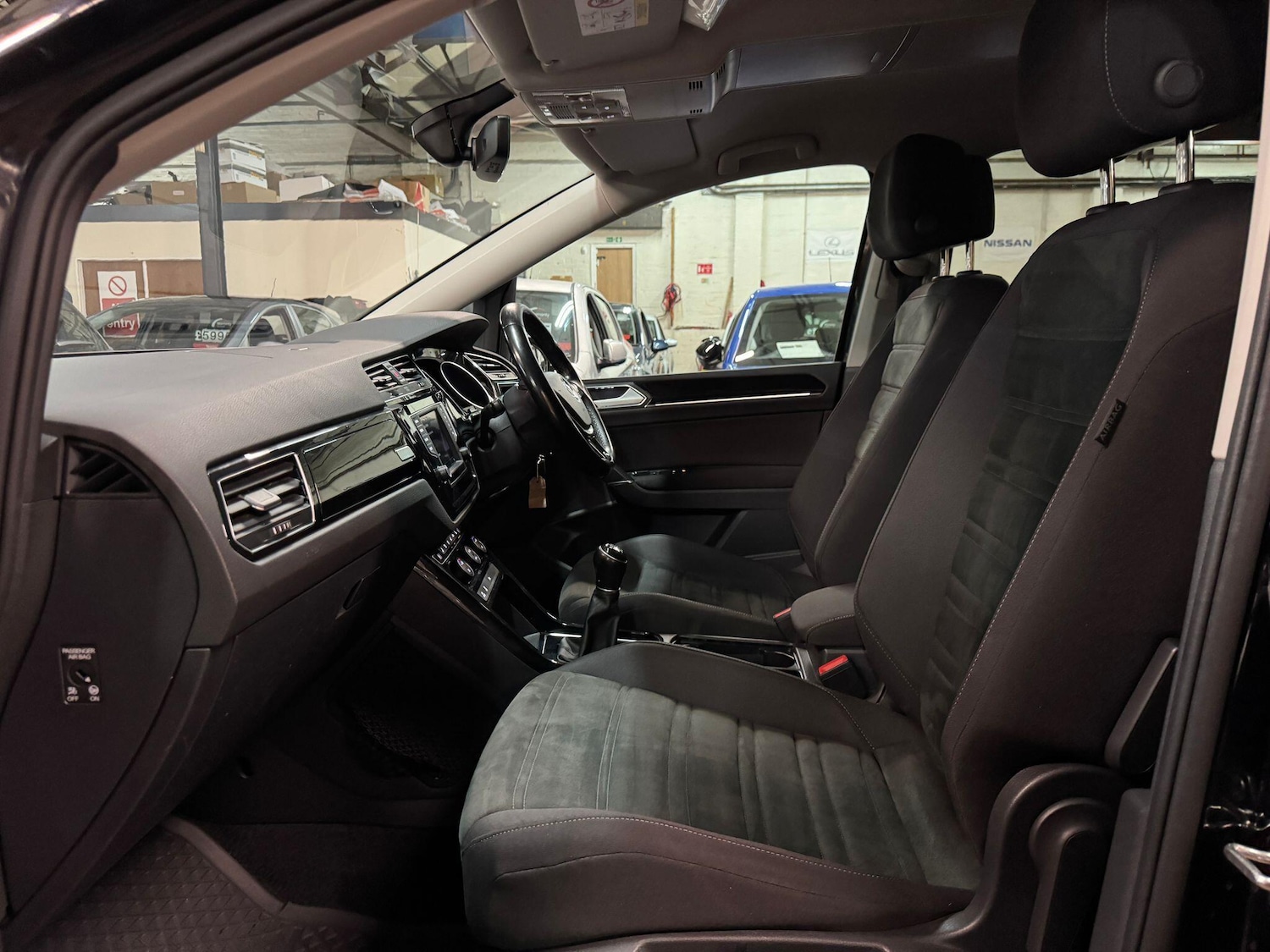 Used Volkswagen Touran 2016 for sale - 77091435: Photo 15