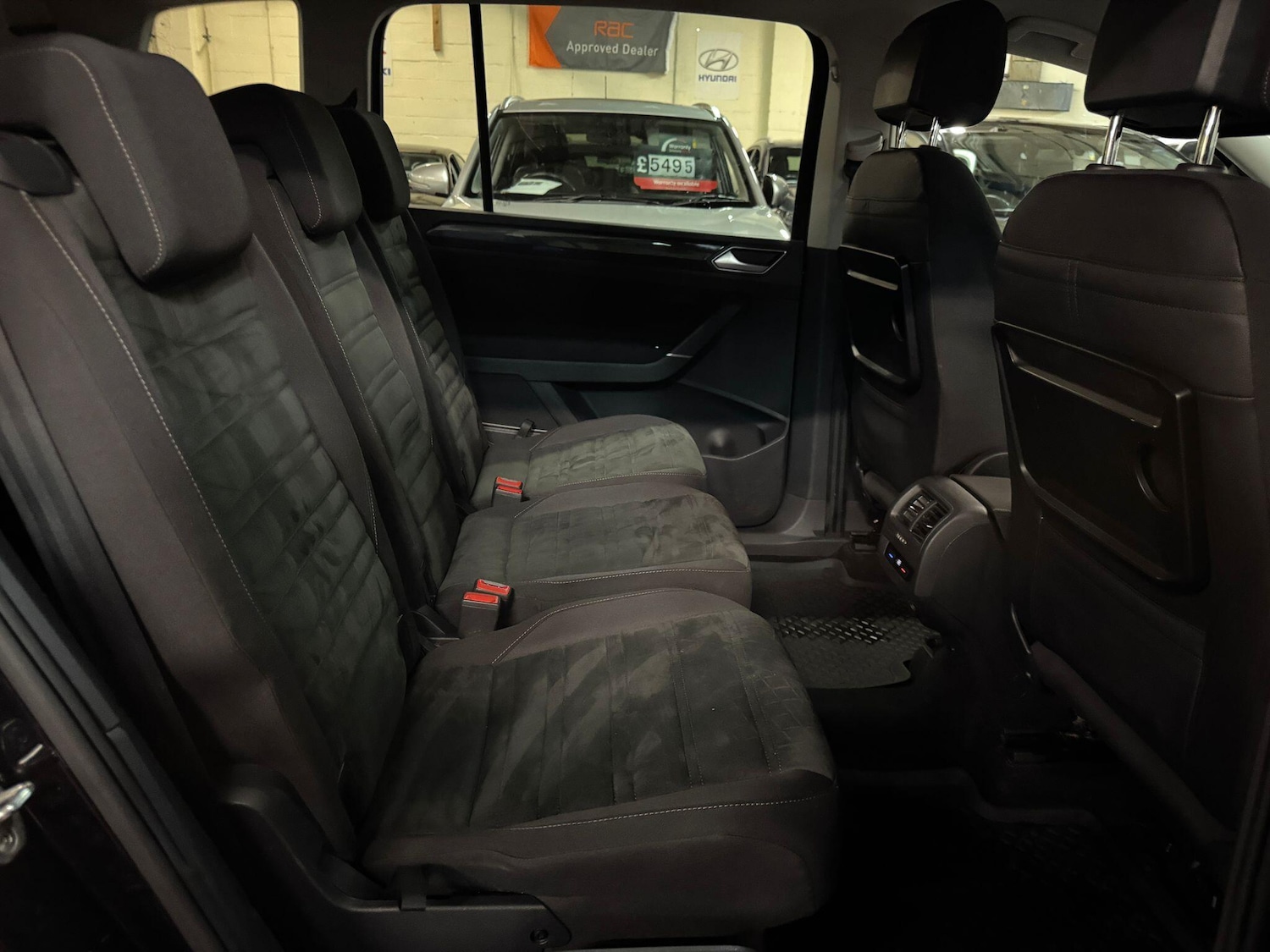 Used Volkswagen Touran 2016 for sale - 77091435: Photo 18