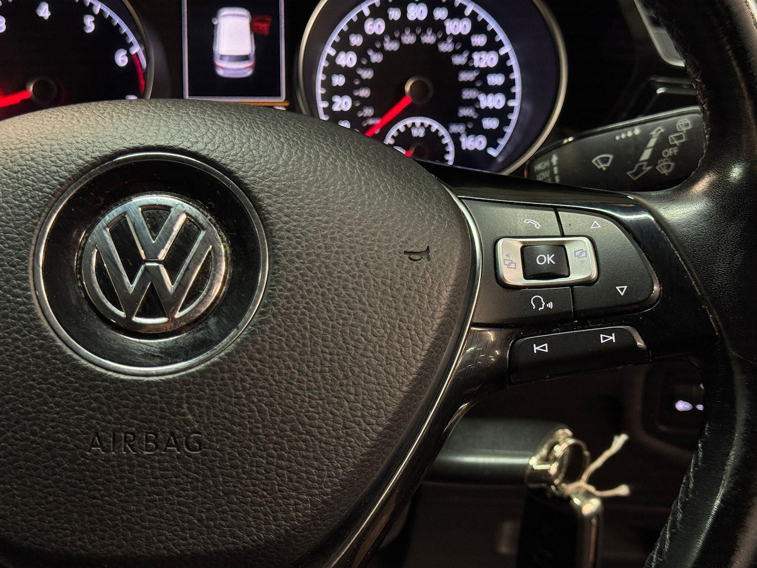 Used Volkswagen Touran 2016 for sale - 77091435: Photo 32