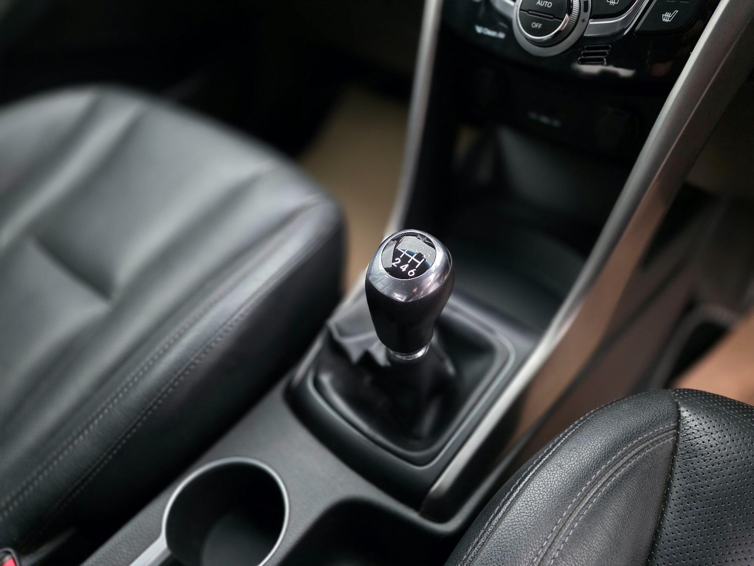 Used Hyundai i30 2014 for sale - 76832524: Photo 14