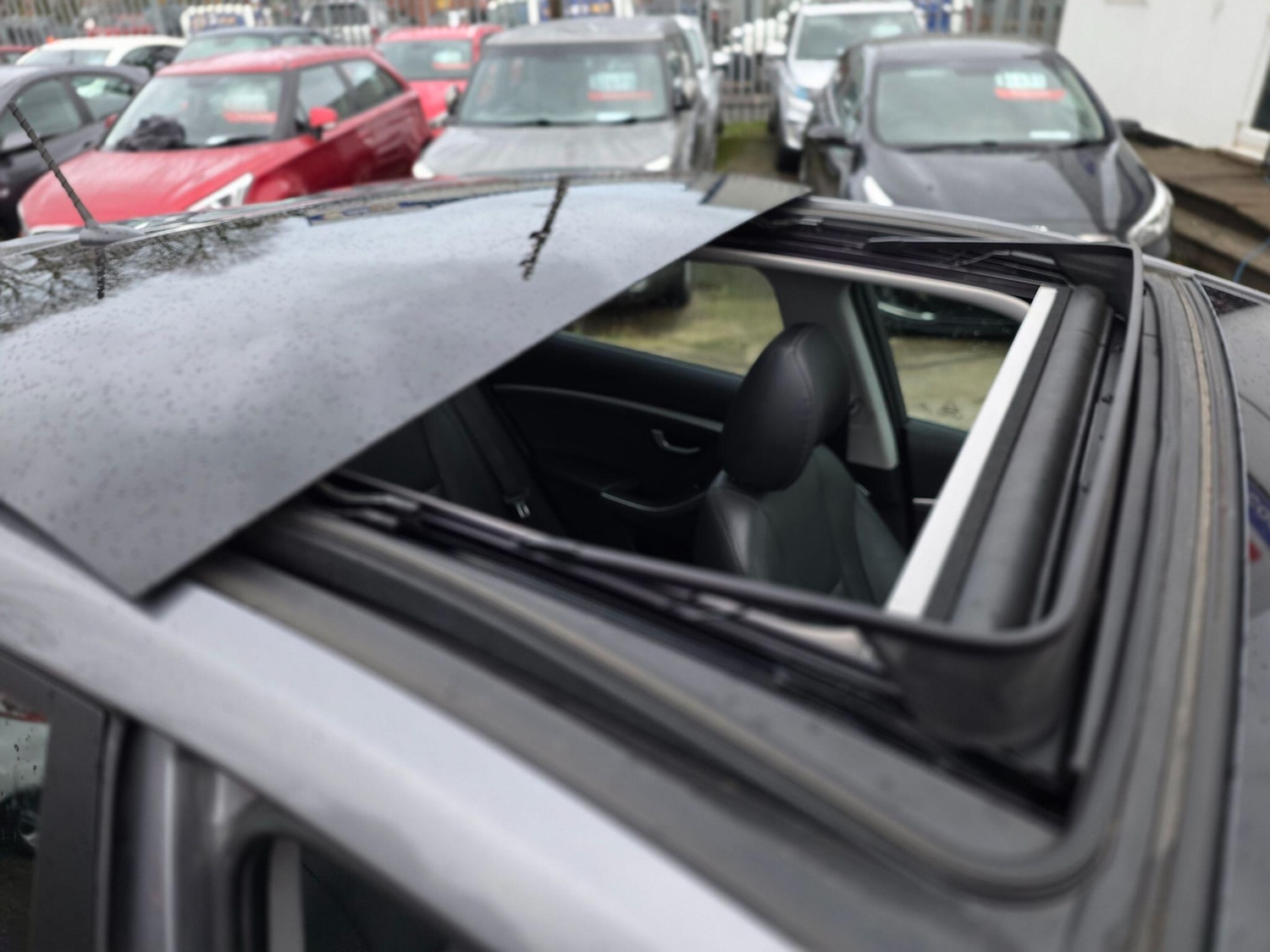 Used Hyundai i30 2014 for sale - 76832524: Photo 6