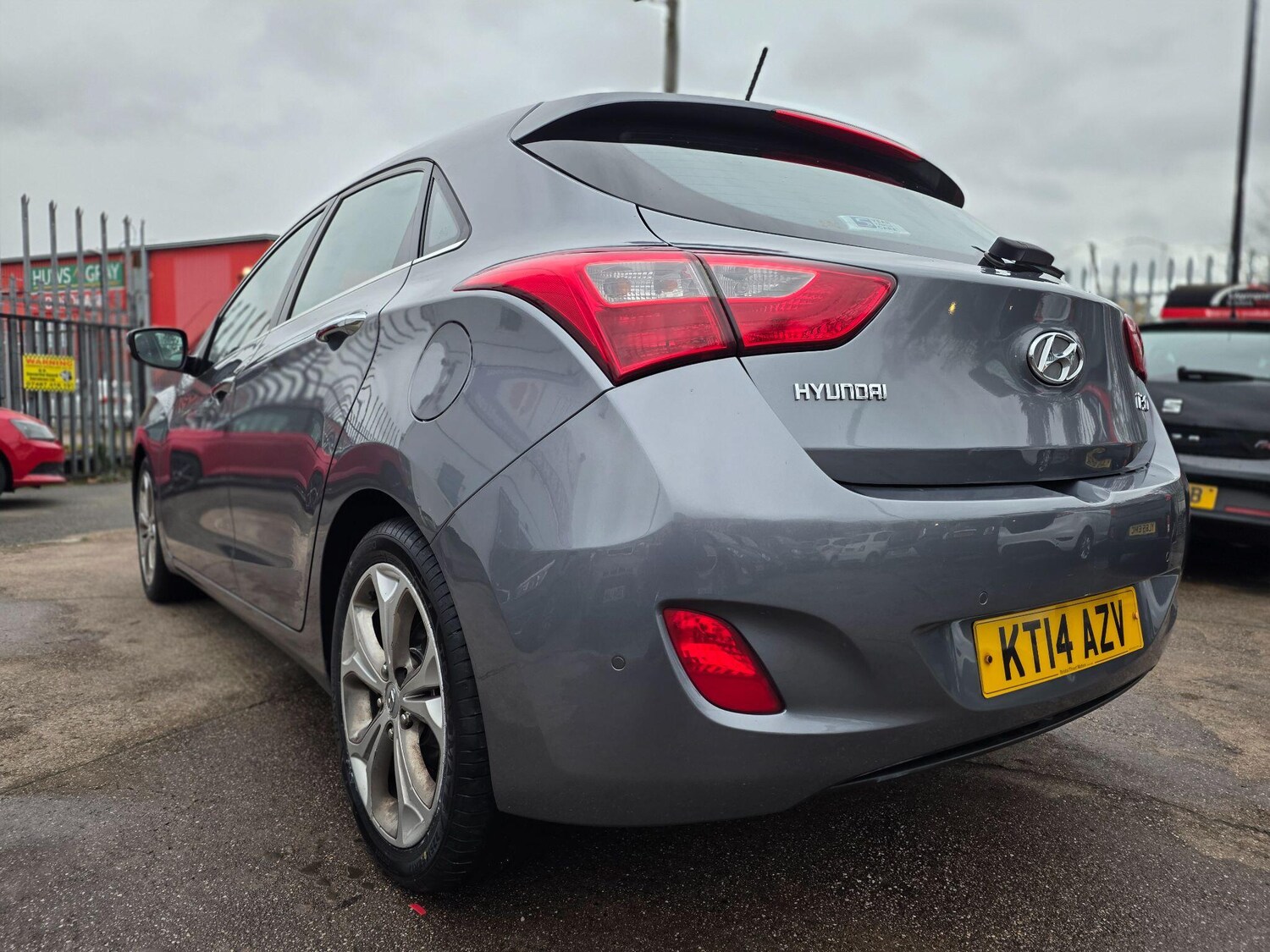 Used Hyundai i30 2014 for sale - 76832524: Photo 9