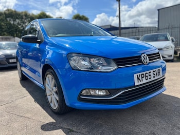 Used Volkswagen Polo 2015 for sale - 75687230: Photo