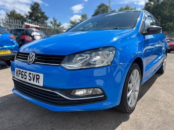 Used Volkswagen Polo 2015 for sale - 75687230: Photo