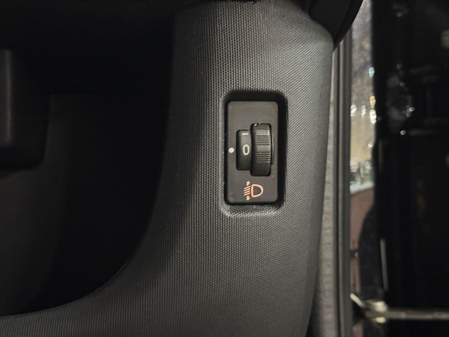 Used Toyota AYGO 2014 for sale - 77722659: Photo 30