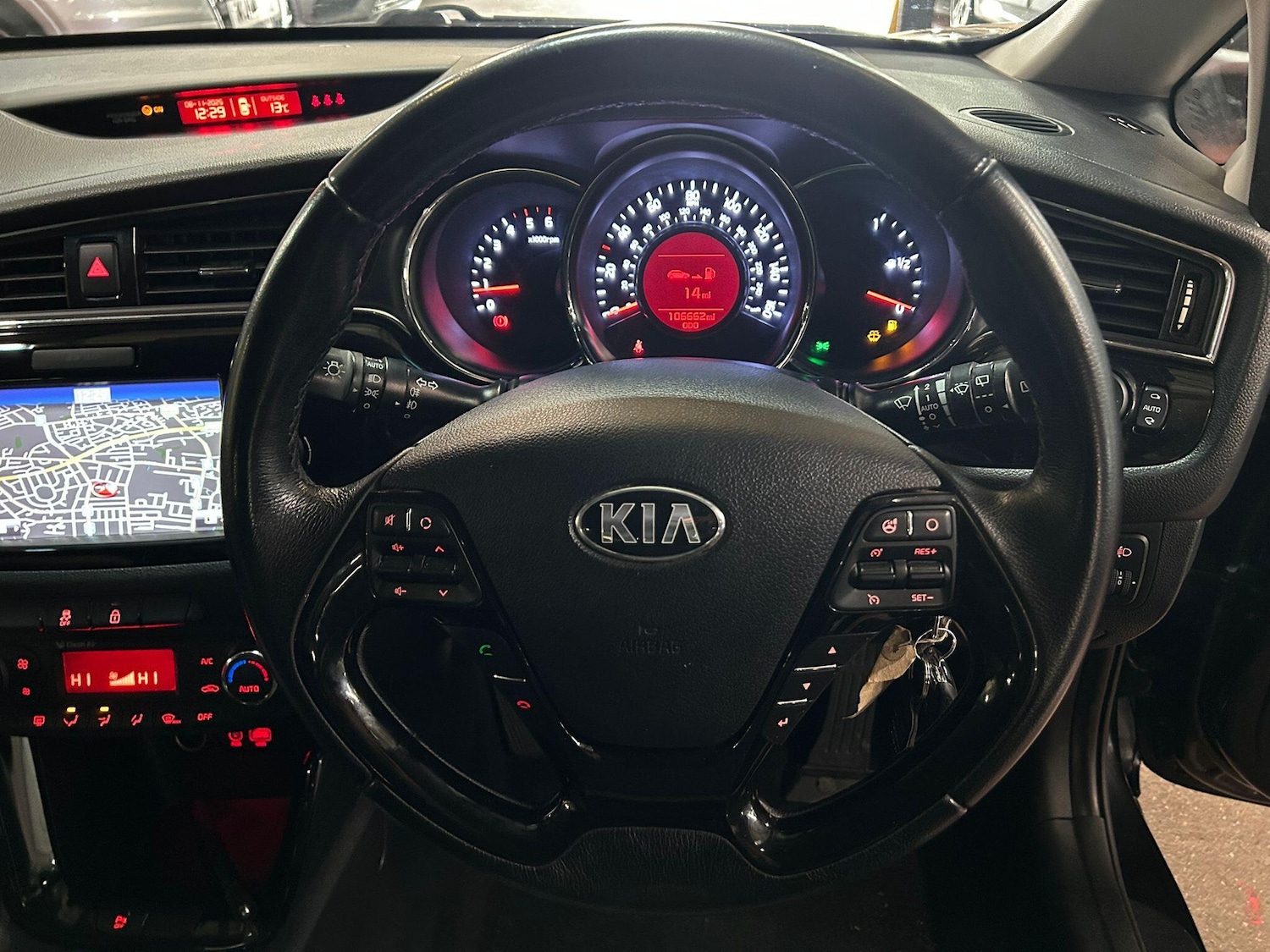 Used Kia Ceed 2015 for sale - 76521959: Photo 28