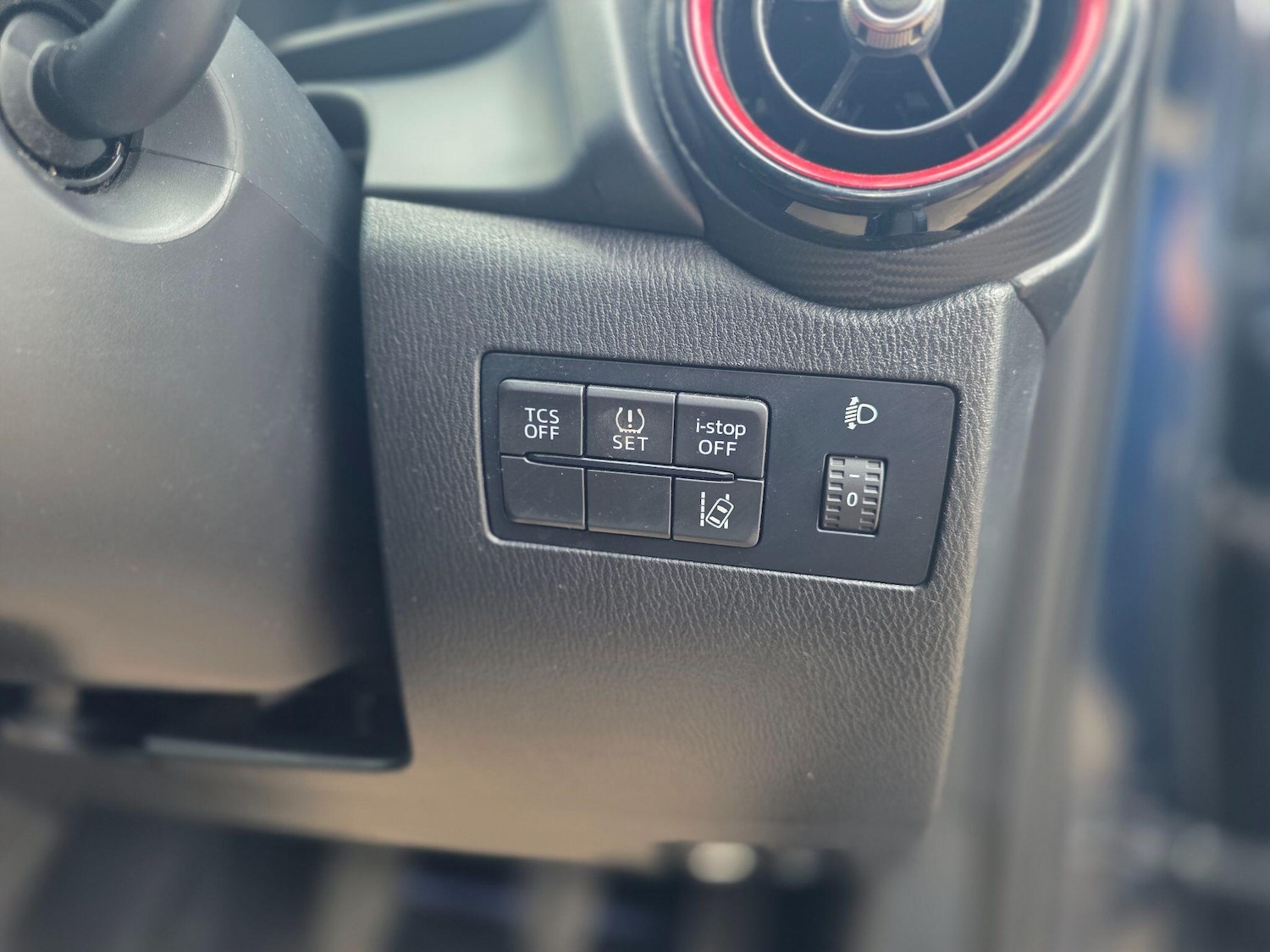 Used Mazda CX-3 2015 for sale - 78204719: Photo 25