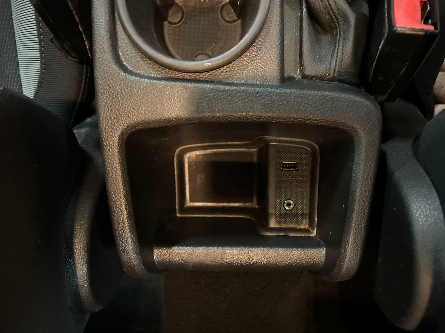 Used Ford Focus 2014 for sale - 77109265: Photo 30