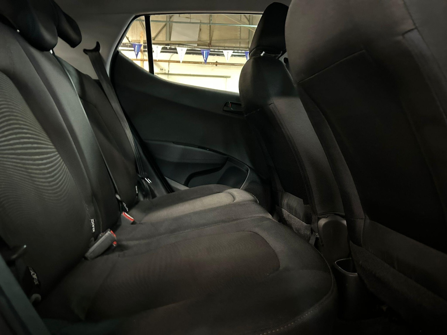 Used Hyundai i10 2017 for sale - 77909013: Photo 15